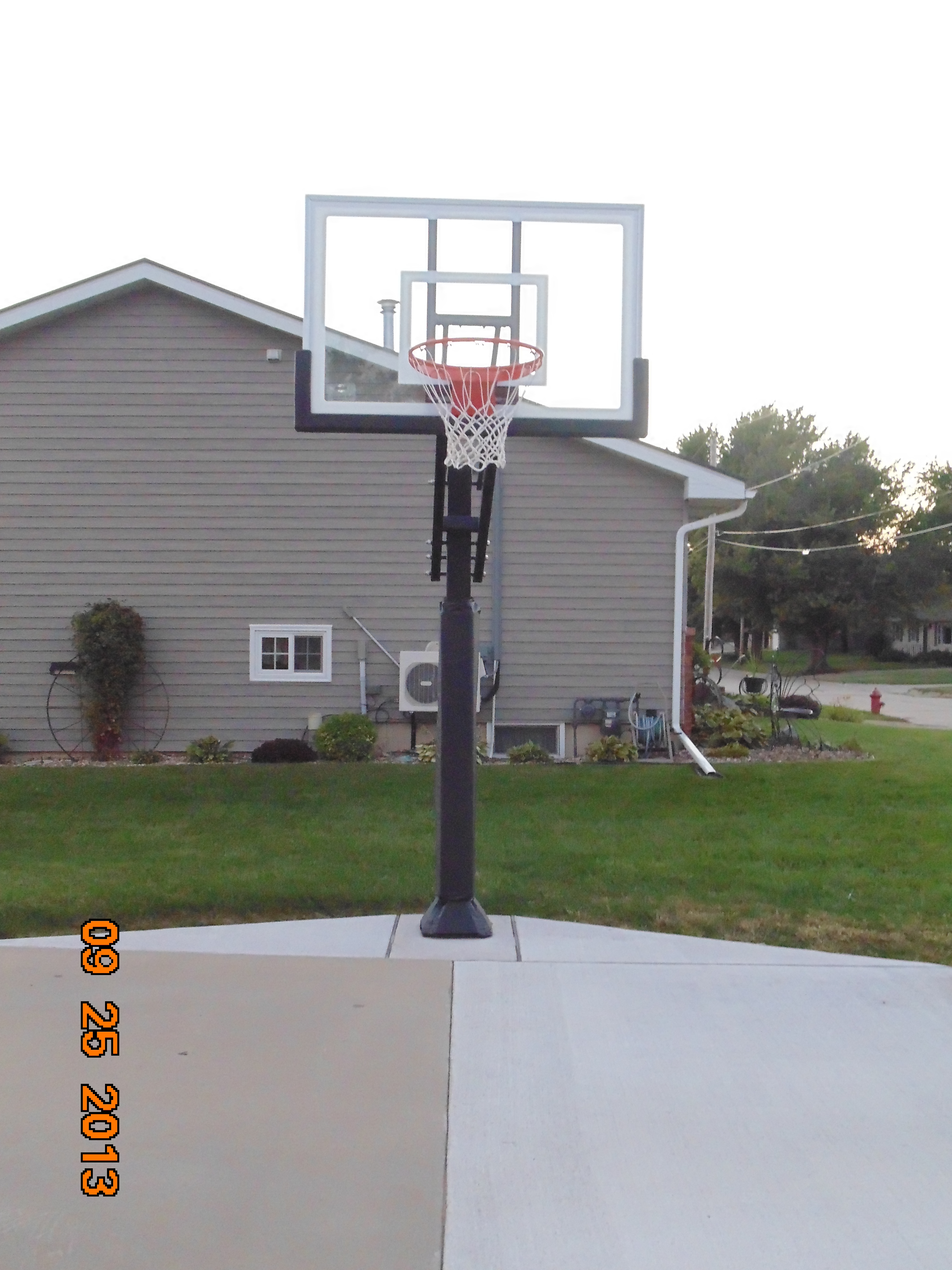 There's a front view of the hoop system.