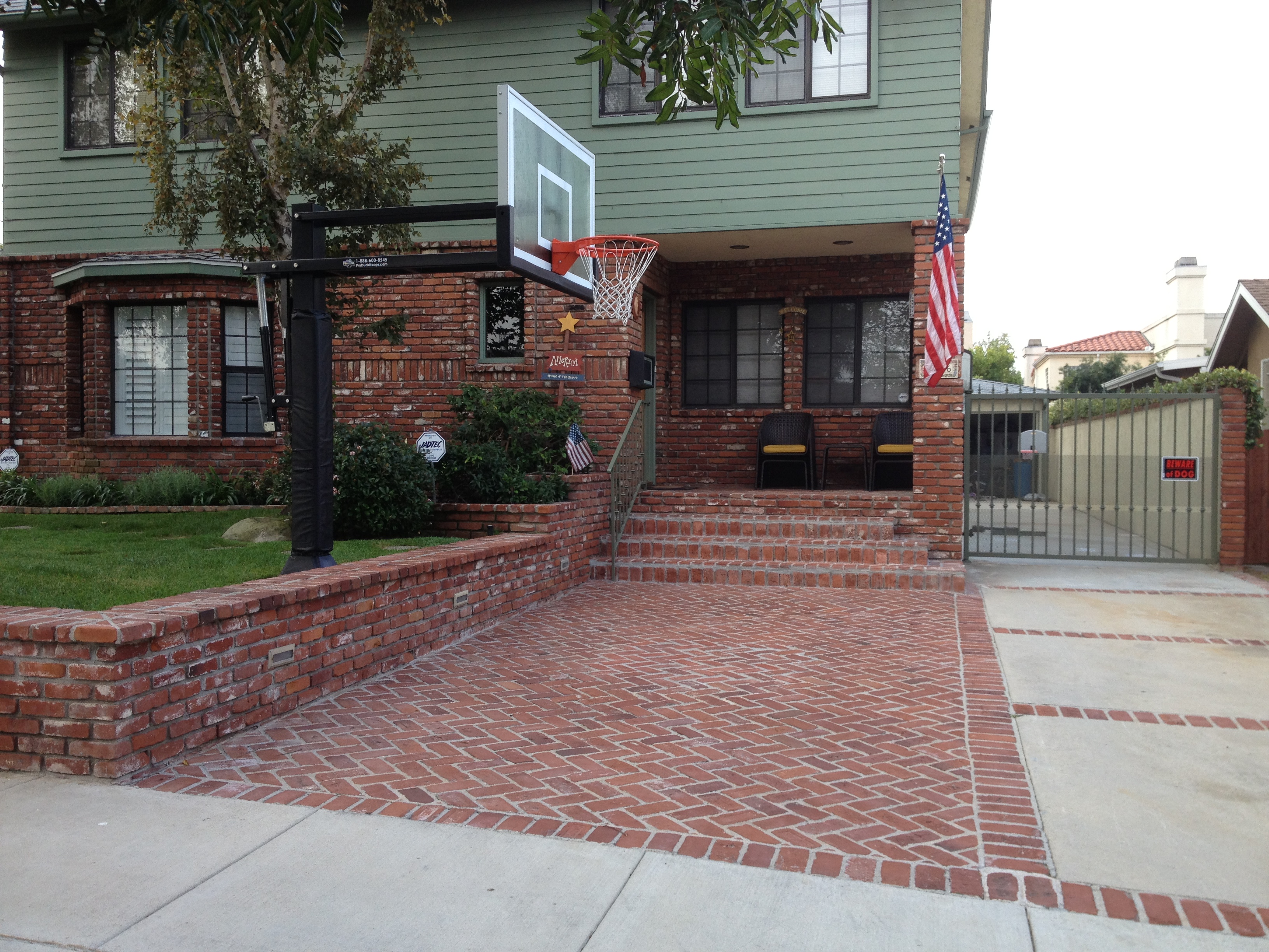 Professional Basketball Hoop for Driveway & Backyard (Gold)